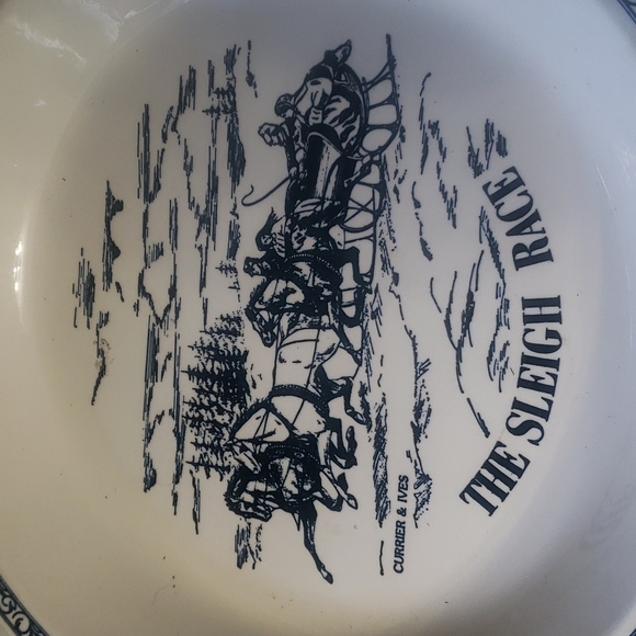 Vintage Royal Currier and Ives 10" Blue The Sleigh Race Pie Plate shallow bowl - Picture 2 of 4